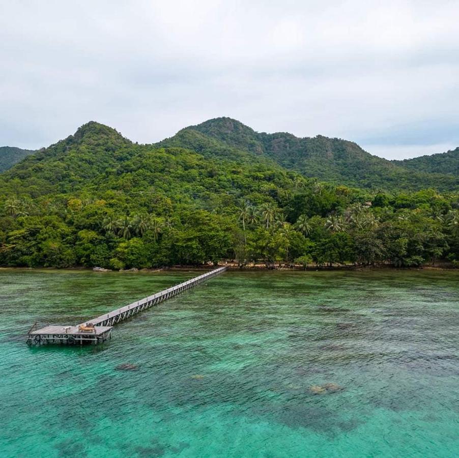 Alam Kita Hotel Karimunjawa Ngoại thất bức ảnh