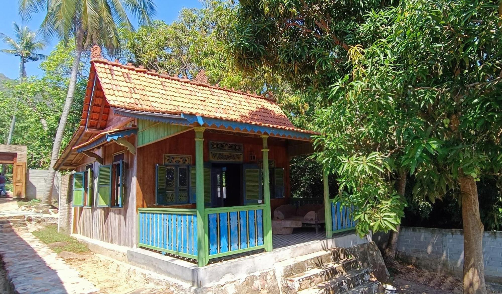 Alam Kita Hotel Karimunjawa Ngoại thất bức ảnh