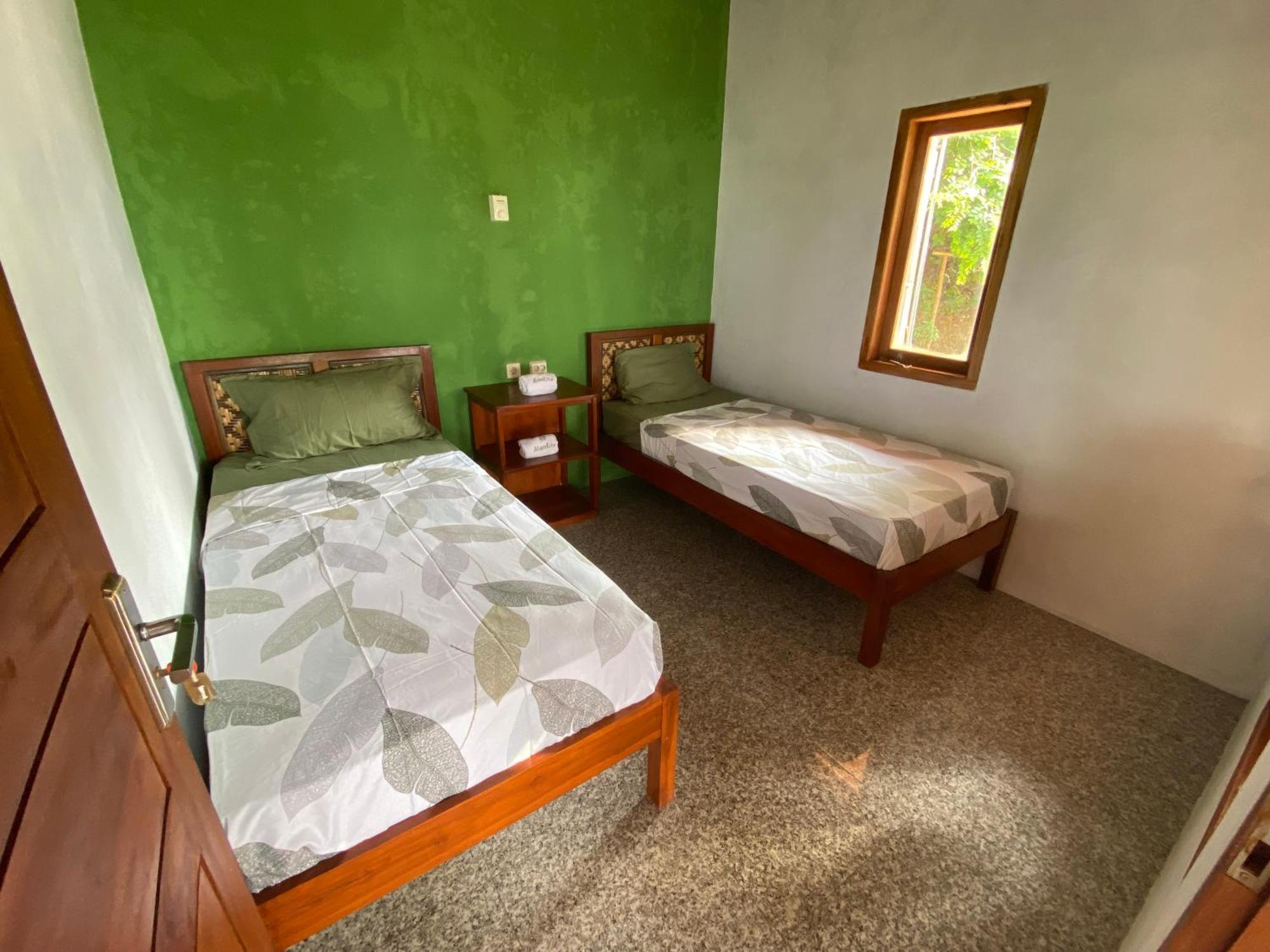 Alam Kita Hotel Karimunjawa Ngoại thất bức ảnh