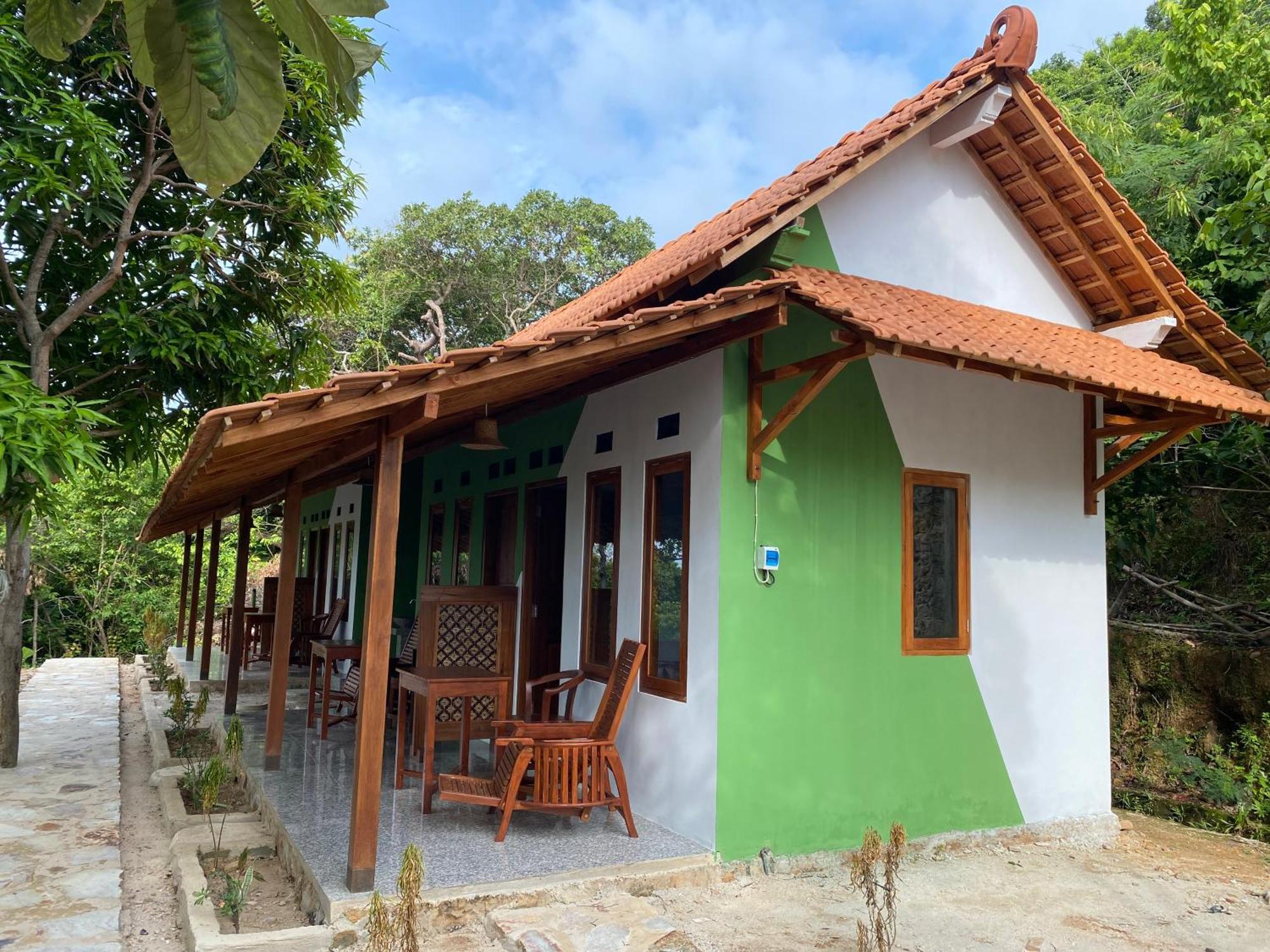 Alam Kita Hotel Karimunjawa Ngoại thất bức ảnh