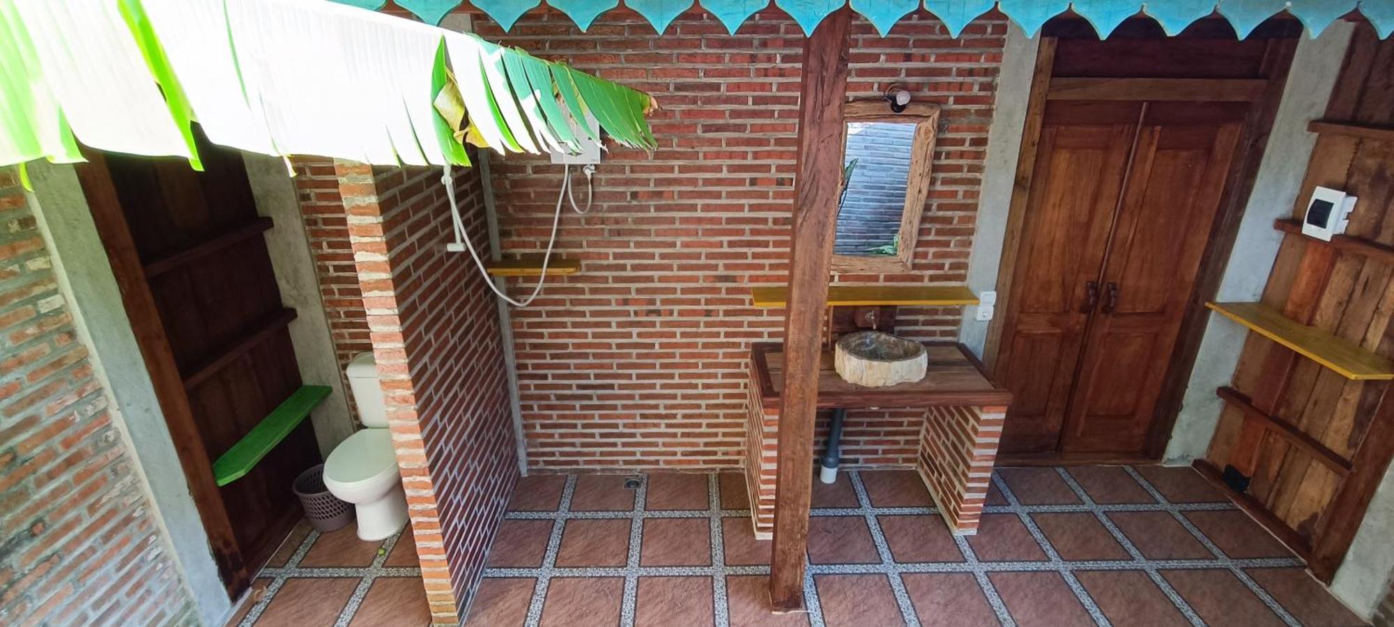 Alam Kita Hotel Karimunjawa Phòng bức ảnh