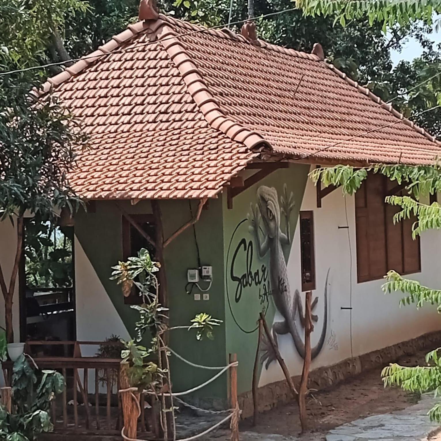 Alam Kita Hotel Karimunjawa Ngoại thất bức ảnh